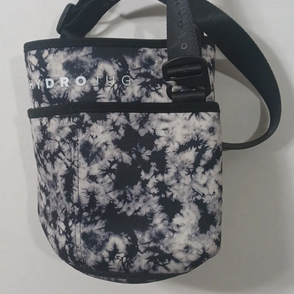 HydroJug Black and Gray Bag